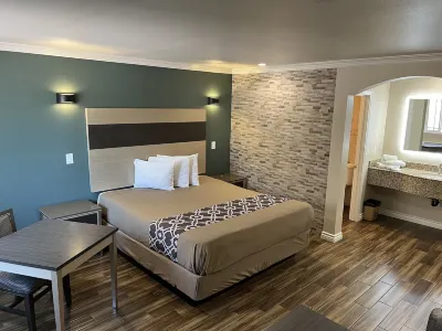 Walnut Inn & Suites West Covina Hotel di Baldwin Park