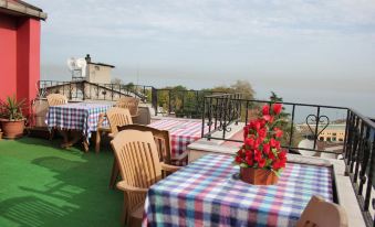 Nazar Hotel