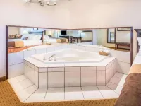 Gold Circle Inn Hotels in Lloydminster