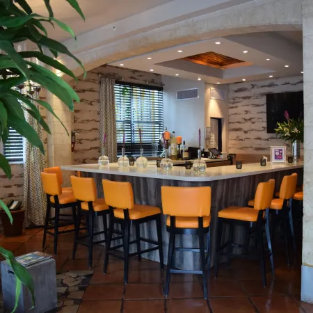 Shelley Hotel