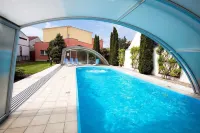 Hotel Akademie a Depandance Vila Jarmila - Uima-altaat