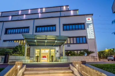 Hotel Domidea Отели рядом с достопримечательностью «Master in Ingegneria del Suono e Dello Spettacolo»