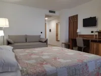 Morello Beach Hotel - 3-Star