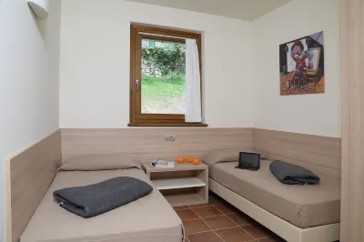 Appartamenti Corte Leonardo Hotels in Garda Town
