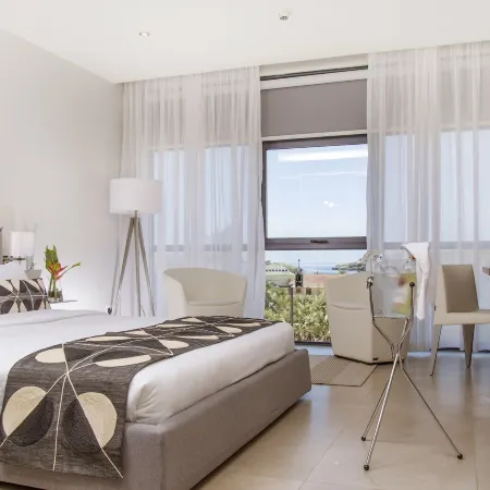 Hotel English Point Marina & Spa