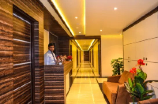 Rudra Shelter International Hotel