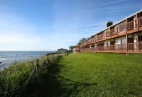 Clarion Inn Surfrider Resort Hotels in Depoe Bay