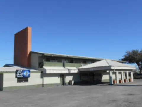 Econo Lodge Inn & Suites Hotels in Abilene