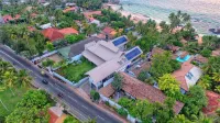 R Degrees Hotels near Sri Seelakkanda Sunday School