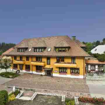 Bio- und Wellnesshotel Alpenblick Hotel Exterior