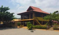 Canoe Beach Resort Các khách sạn ở San Antonio