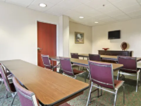 マイクロテル イン & スイーツ バイ ウィンダム マリアーナ ジャクソンのホテル