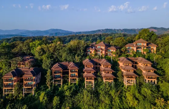 卡提利亞山温泉度假酒店