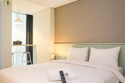 Nice and Modern Studio at Tamansari Iswara Apartment Hotel dekat ERKY Kerupuk Kulit