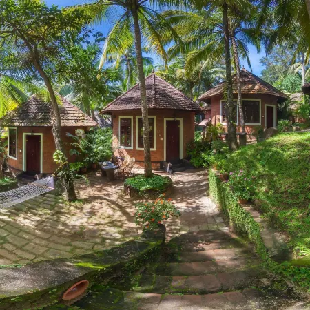 Soma Manaltheeram Ayurveda BeachVillage