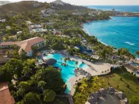 Cofresi Palm Beach & Spa Resort - All Inclusive - Beach