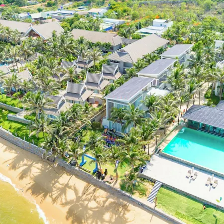 Villa Del Sol Beach Resort & Spa