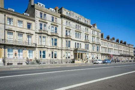 Hotel Prince Regent Отели рядом с достопримечательностью «Уэймут Бич»