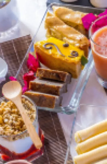 橫努埃伊緹山林小屋