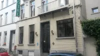 Hotel Queen Mary Hotels in Molenbeek-Saint-Jean