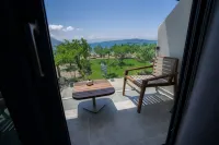 Zoe Seaside Resort - Ocean View