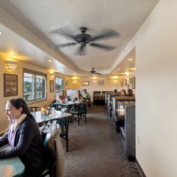 Breeze Inn Hotel Отели в г. Сьюард