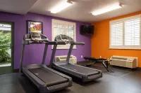 Atherton Park Inn and Suites Hôtels à : North Fair Oaks