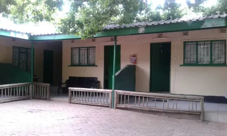 Kazungula Guest House
