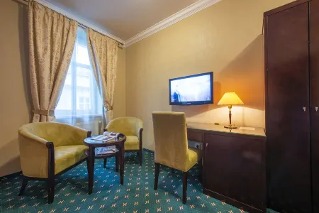 Hotel Europa Отели в г. Вељки Славков