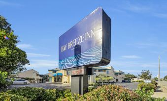 Bay Breeze Inn