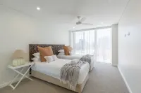 Astina Suites, Forster