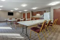 Quality Inn Hotels in New Philadelphia