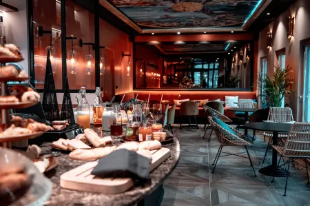 Ibis Styles Boulogne Sur Mer Centre Cathedrale Отели рядом с достопримечательностью «Chateau Musee»