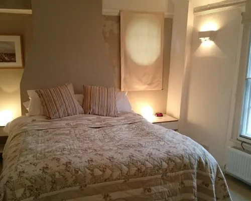 ذي أولد بارا آرمز فنادق في راي