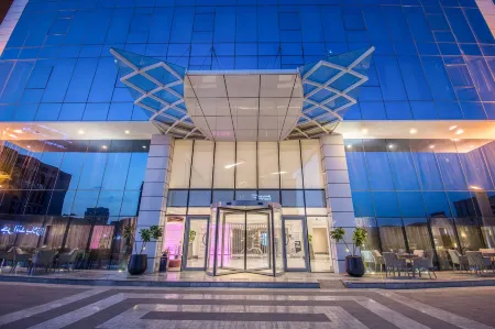 Grand Plaza Hotel - Gulf Riyadh Отели рядом со станцией Железнодорожная станция Эр-Рияда