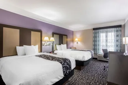 伯明翰北富爾頓戴爾拉昆塔溫德姆飯店