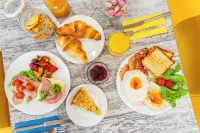 Colors Holiday Hotel - breakfast