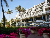 月亮海灘皇宮度假村 Blue Leaf附近的飯店