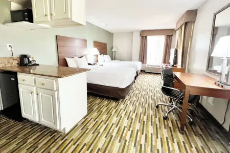 Quality Inn Gainesville I-75 Отели рядом с достопримечательностью «Канапаха Ботаникал Гарденс»