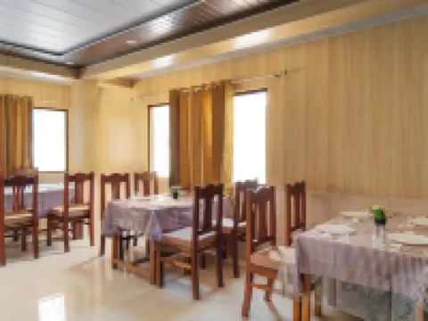 Hotel Snr Grand Hotels in Chamoli