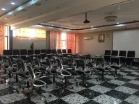 查爾斯王子飯店