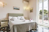 Small Luxury Apartments Pool and Sea View - Stella Del Mare - balcony