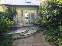 Apartments on the Park Hotels in Orange