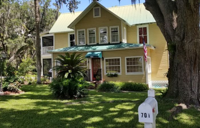 Dolan House B&B