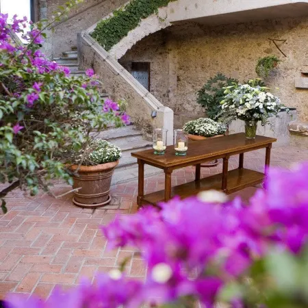 El Far Hotel Restaurant