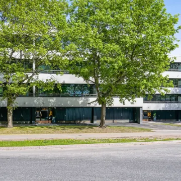 Forenom Serviced Apartments Espoo Tapiola Hotels near Aalto University