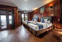 Noah Maratua Resort Hotels near Panjang Island