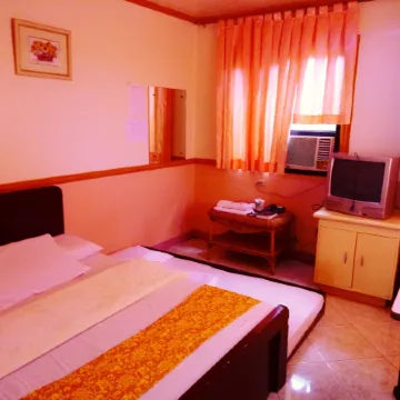 Tabaco Gardenia Hotel