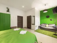 Ginger ApartHostel Hotels near Wawel Royal Castle-State Art Collection