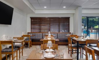 Four Points by Sheraton Greensboro Airport